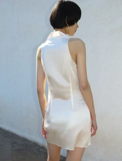 No 2044/Nolita><noscript><img width=